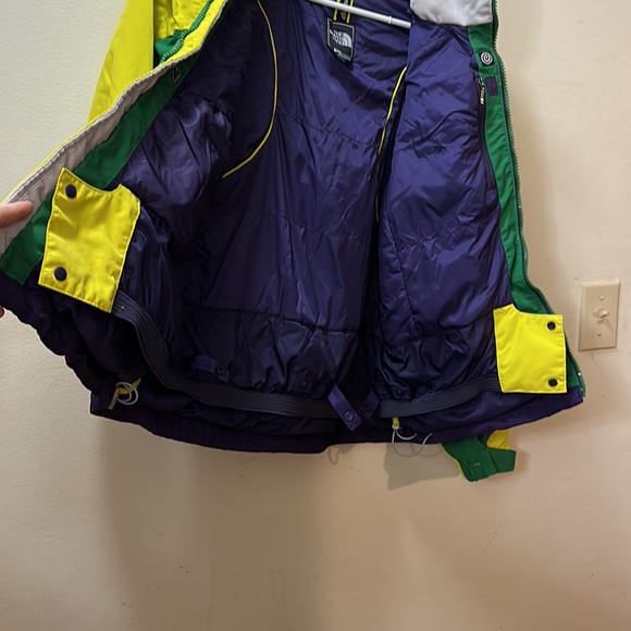 The north face jacket - Picture 16 of 16